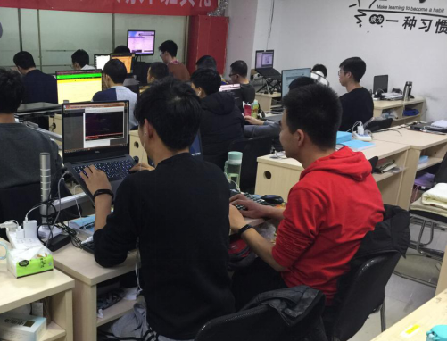 学员自述：从月薪2000的小白到年薪20w，在马哥教育完成人生转折亲身经历